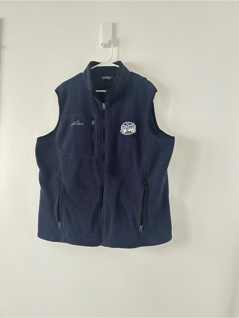 Eddie Bauer x Two Roads Brewing Fleece Vest 2XL